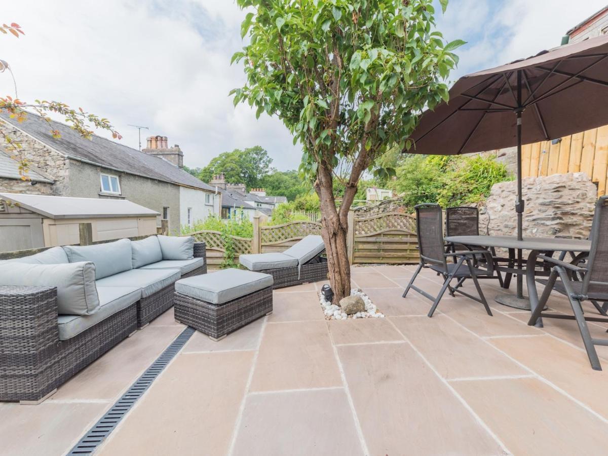 Pass The Keys Mop Fair Sunny Garden Town Centre Holiday home *