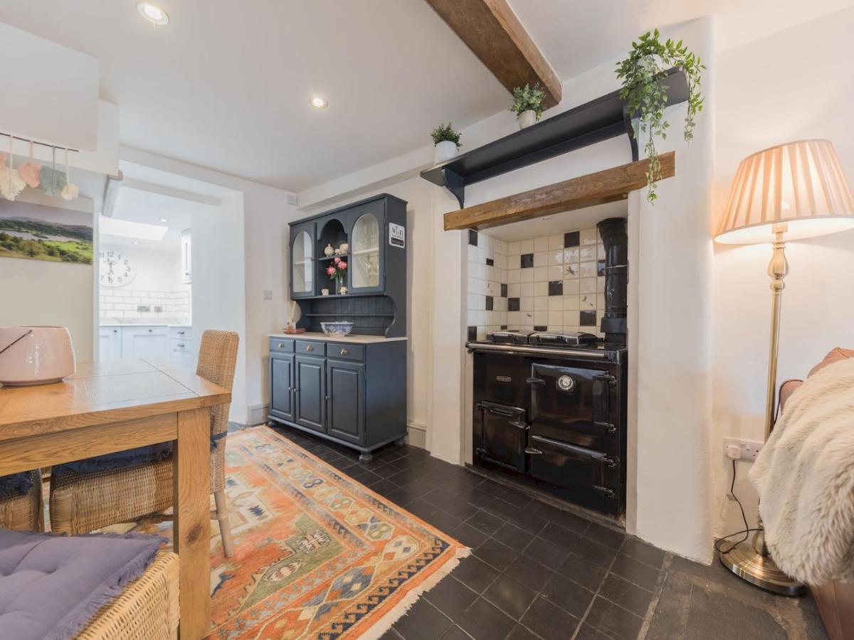 Holiday home Pass The Keys Mop Fair Sunny Garden Town Centre *